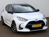 Toyota Yaris 1.5 Hybrid Launch Edition | Bi-Tone | Half Leder | Stoelverwarmi