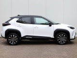 Toyota Yaris Cross 1.5 Hybrid 130 First Edition | Bi-Tone | Stoel-Stuurwielverwarmi