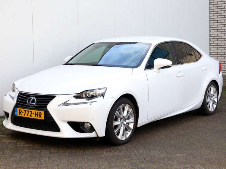 Lexus IS 300h Luxury Line | Mark Levinson | Stoelventilatie | Full Led